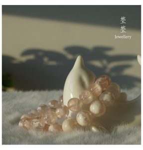 夏初，幽灵雪花粉与白 - 图片 2
